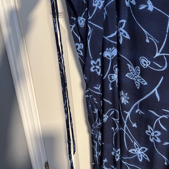 BLUE Sarong. Purchased in India. One size. - Picture 5 of 5